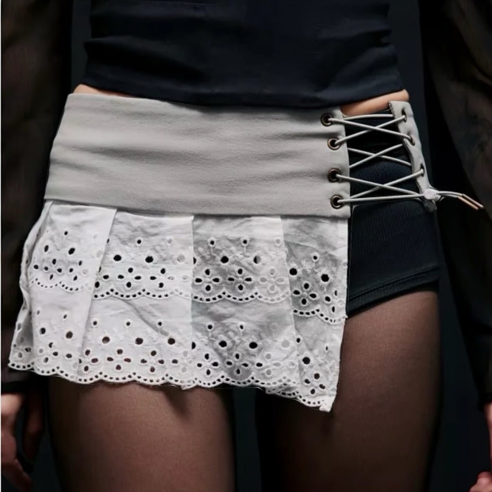 NWT Zemeta Doily Eyelet Belt Micro‎ Mini Skirt White Boho Chic Small